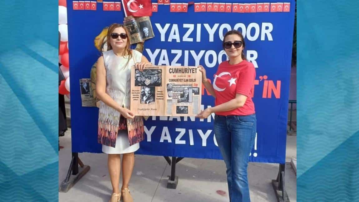 Hülya FİDAN ve Emel SARI ALTIN BOZKURT öğretmenlerimizin hazırlamış olduğu ilk Cumhuriyet gazetesi
